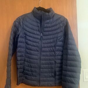 Navy down packable lightweight puffer jacket